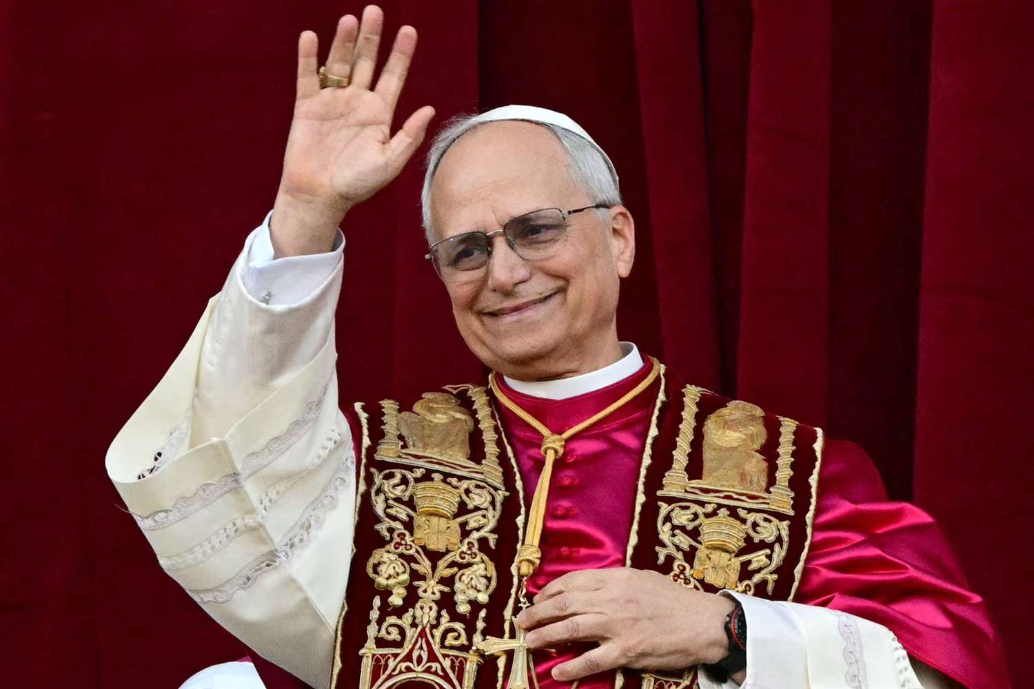 Will Donald Trump publicly insult Pope Leo XIV by October 31, 2026?